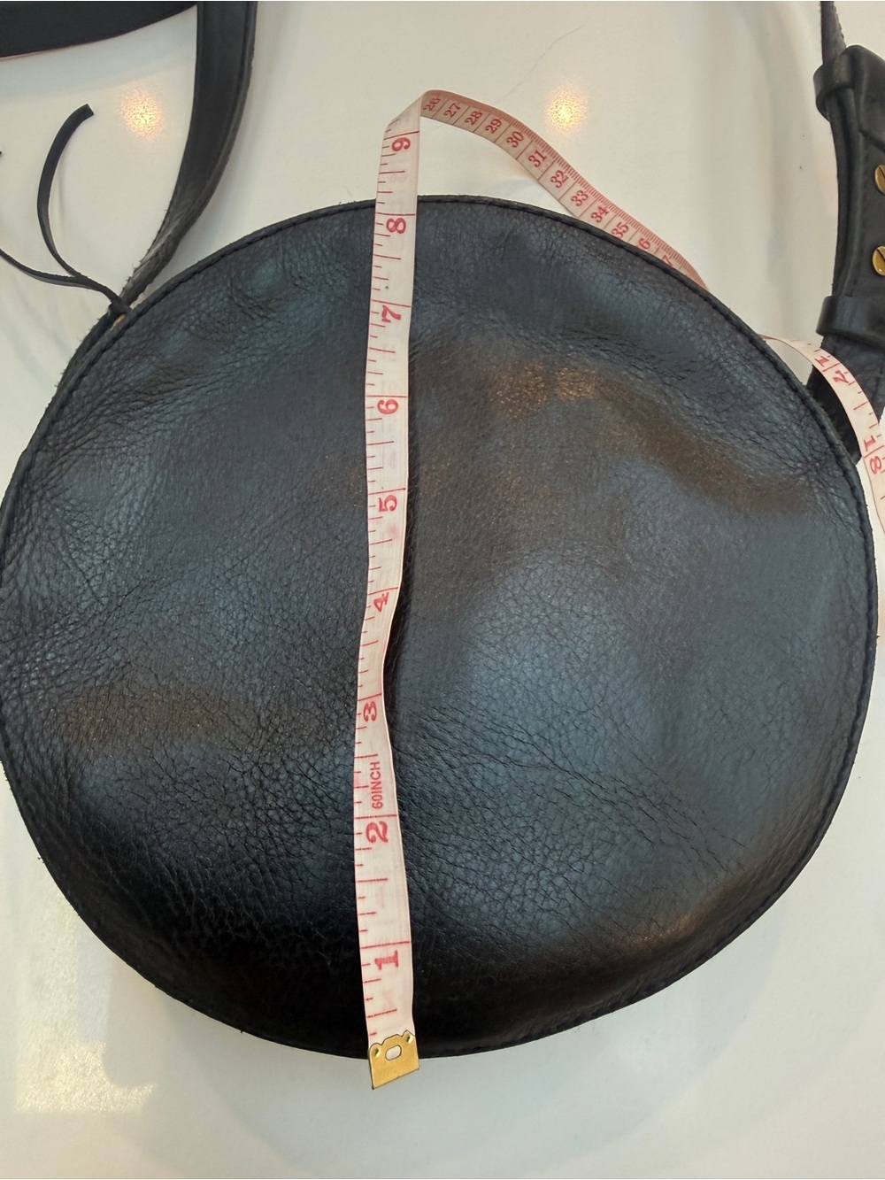 Madewell Black Leather Circular Crossbody Bag - Picture 15 of 16